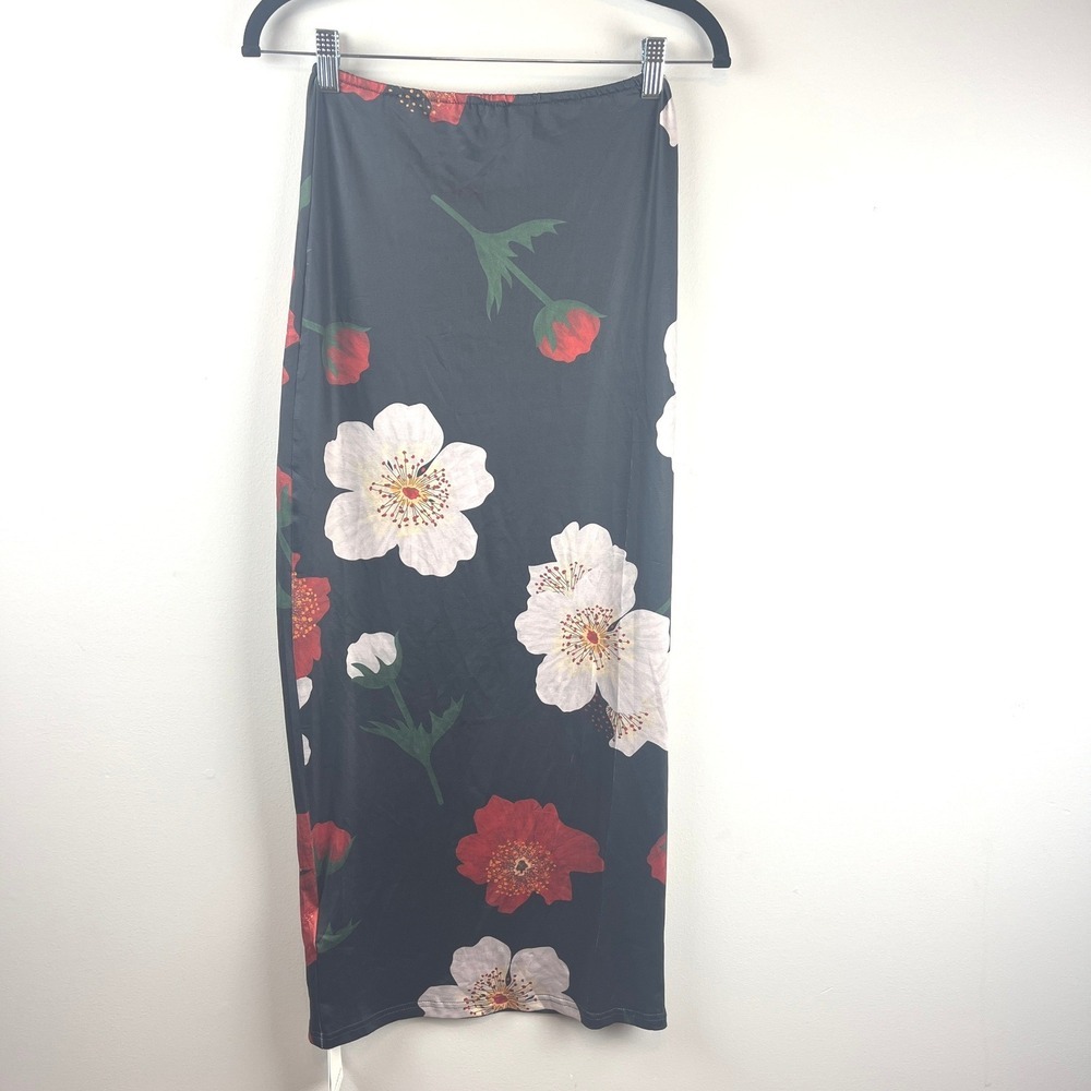 NWT Commense Black Red Floral Two Piece Maxi Skirt Crop Top Small - Picture 4 of 9